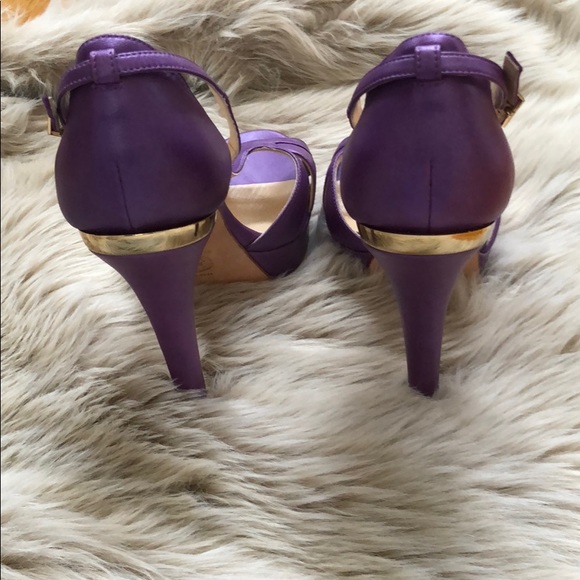Versace lavender/purple and gold t-strap sandals - Picture 3 of 8